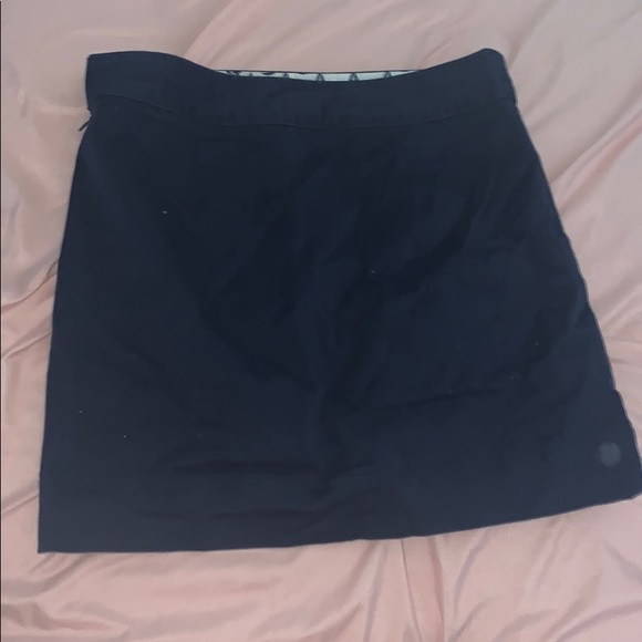 Vineyard vines skirt - Picture 2 of 3